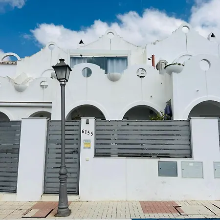 Βίλα Casa Silvia - Dom W Kompleksie Hotelowym Μαρμπέλλα