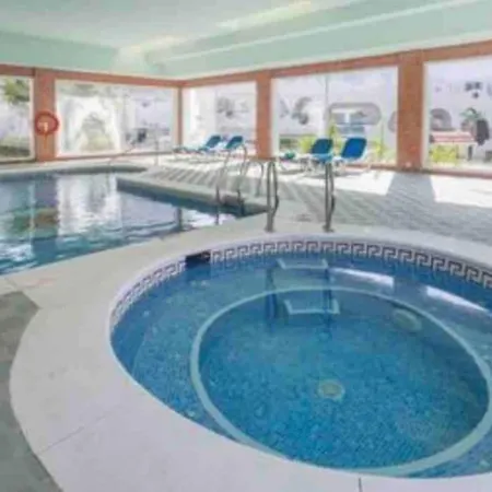 Casa Silvia - Dom W Kompleksie Hotelowym Villa