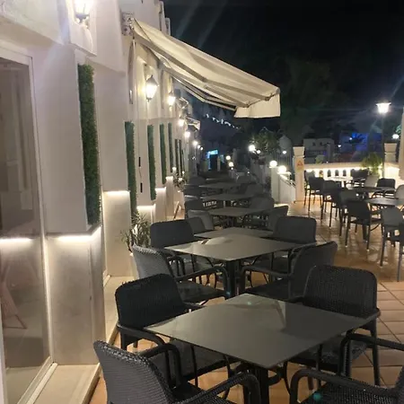 Casa Silvia - Dom W Kompleksie Hotelowym Villa Marbella