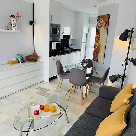 Вилла Casa Silvia - Dom W Kompleksie Hotelowym Марбелья