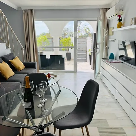 Вилла Casa Silvia - Dom W Kompleksie Hotelowym *