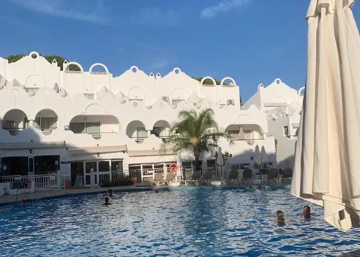 Casa Silvia - Dom W Kompleksie Hotelowym Marbella