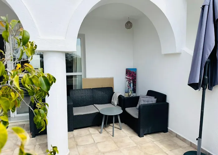 Casa Silvia - Dom W Kompleksie Hotelowym * Marbella